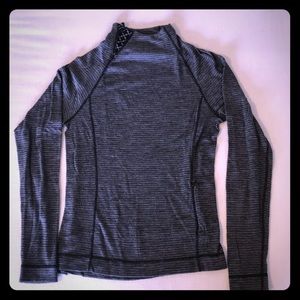 Smartwool asymmetrical base layer - M - like new